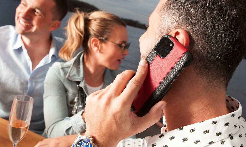 Grip GT iPhone 11 Pro leather case - Vaja