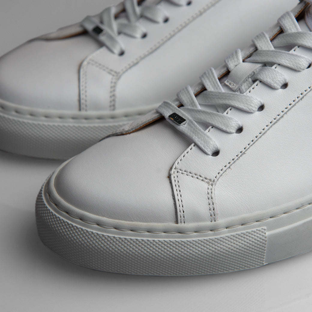 Urban White Leather Sneakers - Vaja