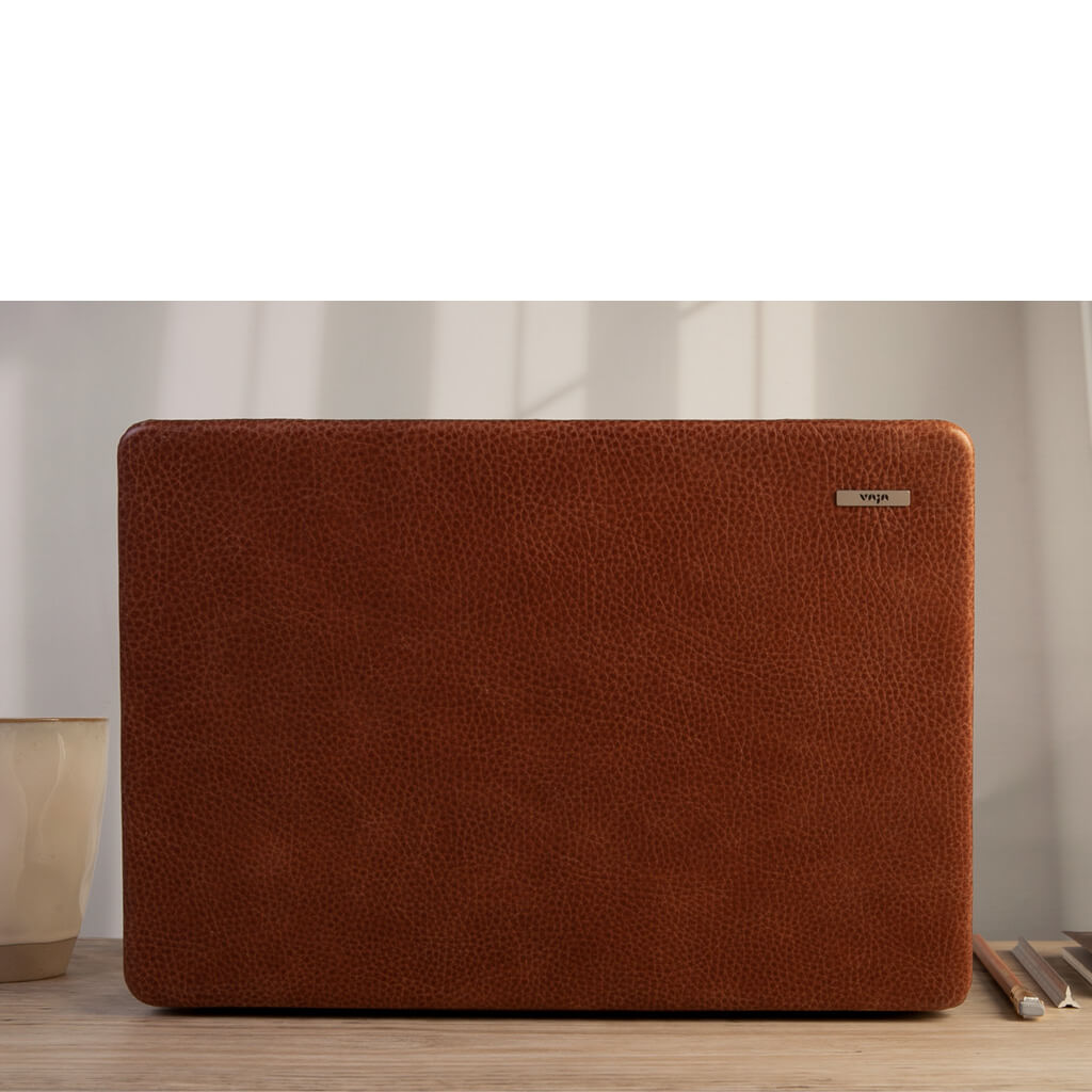 MacBook Air 13&quot; M3 Leather Suit - Vaja