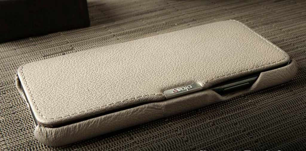 Choose the Color of the Leather For Your iPhone Case