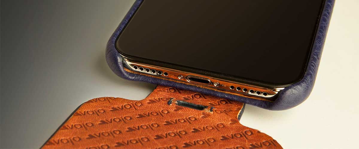 4 Beautiful iPhone 10 Leather Cases - Protect Your iPhone in Style