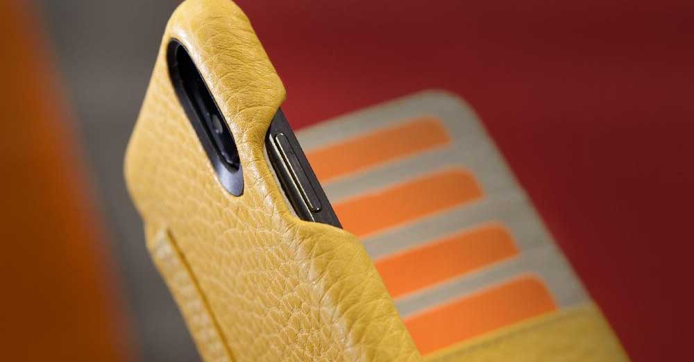 The FUN Online Tool - Customize Your iPhone Leather Case Online at VAJA