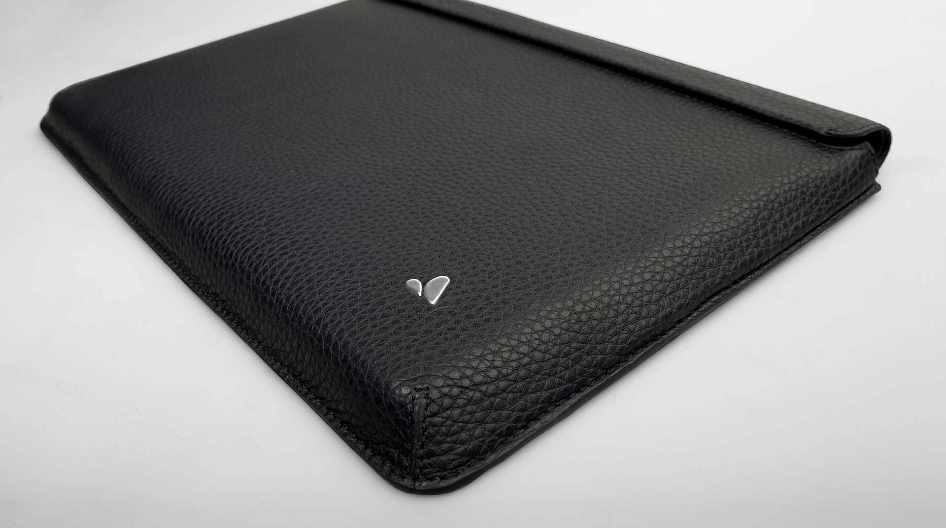 Stylish Leather MacBook Pro Cases to Show Off at Your Next Meeting