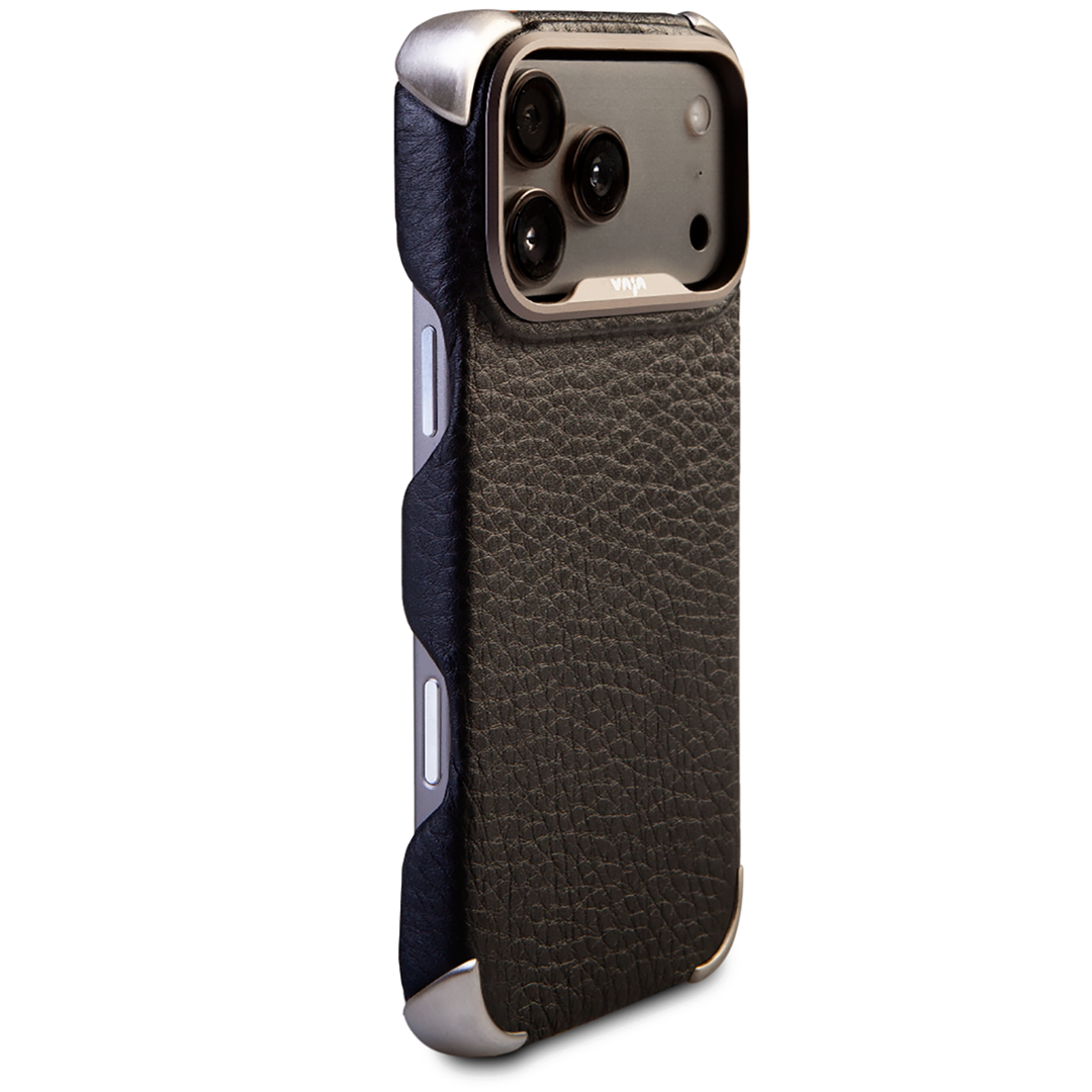 Custom Buckler Grip iPhone 18 Pro & iPhone 18 Pro Max Leather Case with MagSafe - Vaja