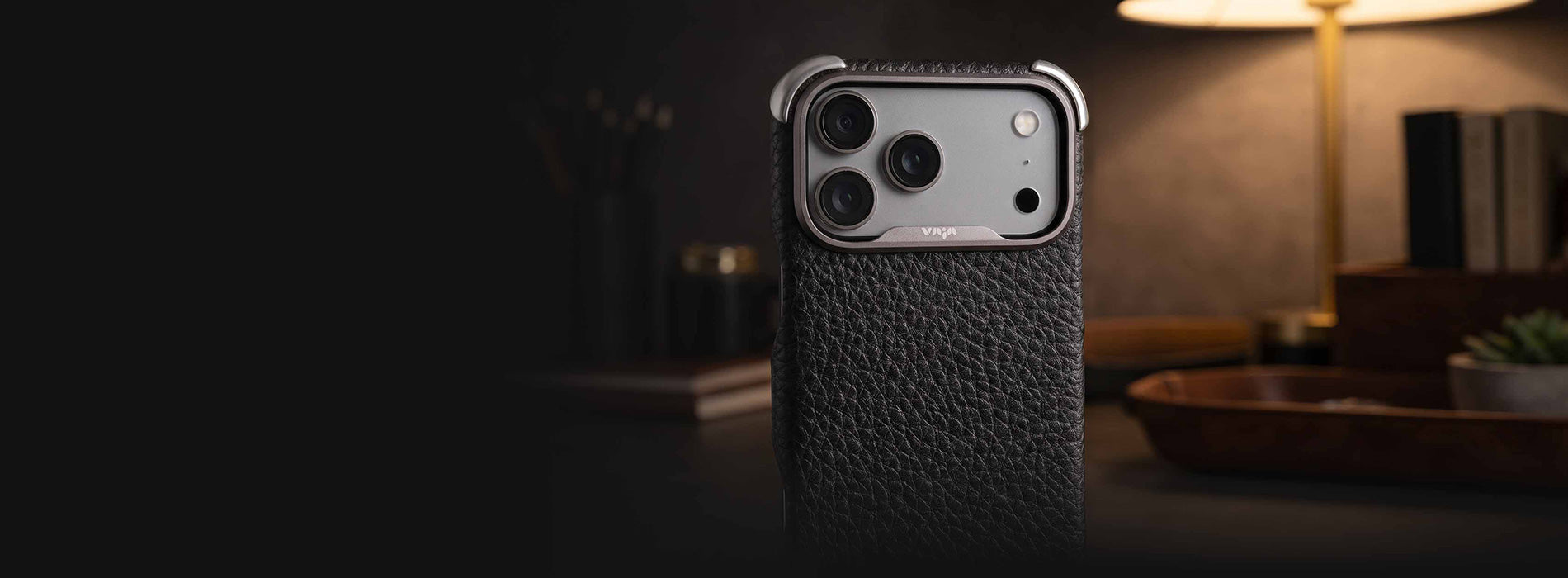 Buckler iPhone leather case
