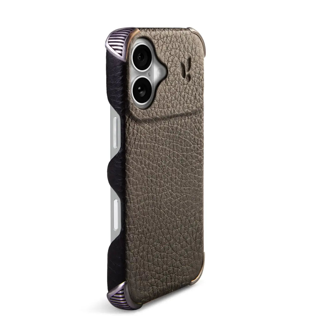 Buckler Grip iPhone 17 leather case with MagSafe - Buckler ST