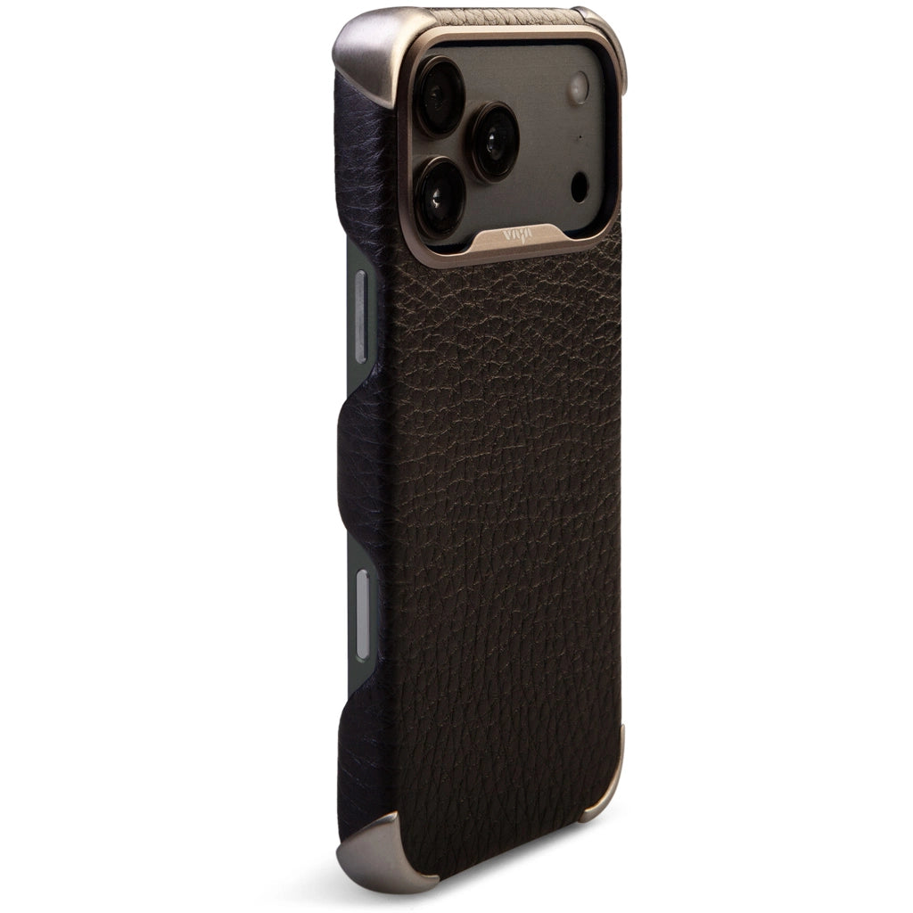 Buckler Grip iPhone 17 Pro Max leather case with Magsafe - Buckler