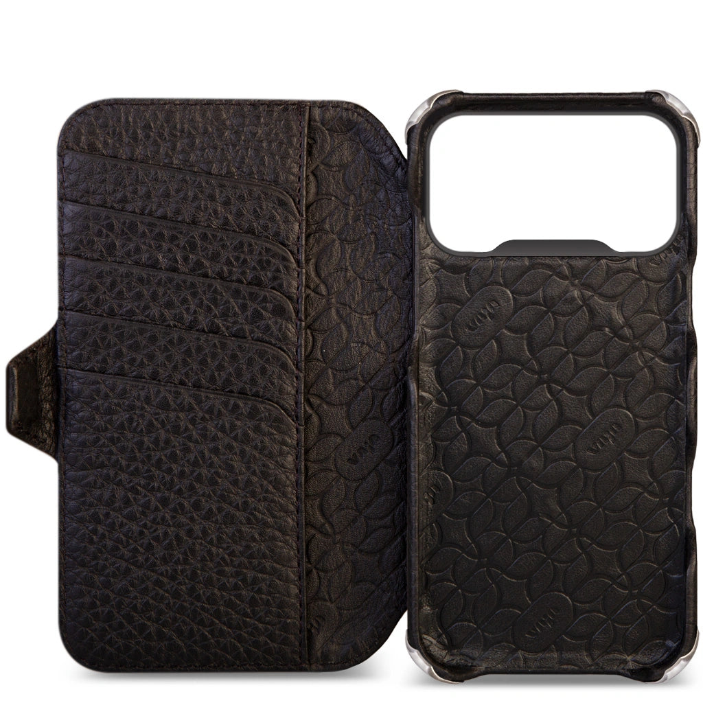 Buckler Wallet – iPhone 17 Pro Leather Wallet Case with MagSafe - Vaja