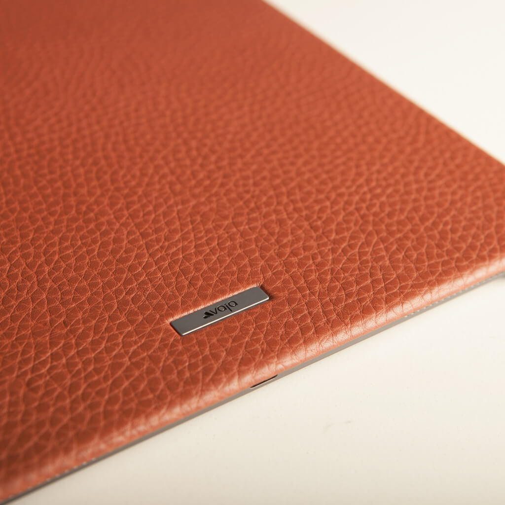 Grip iPad Air &amp; iPad Pro 11” Leather Case (2022) - Vaja