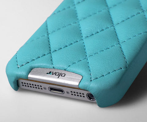 Grip Matelassé - Quilted Leather iPhone SE Case - Vaja
