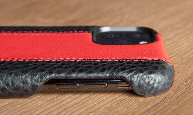 Grip iPhone 13 Pro leather case - Vaja