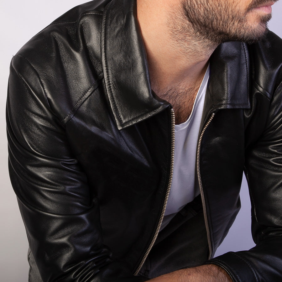 This is the Joey - Classic men’s leather jacket - Vaja