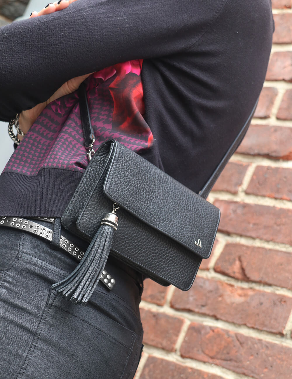 Alma Leather Clutch - Vaja
