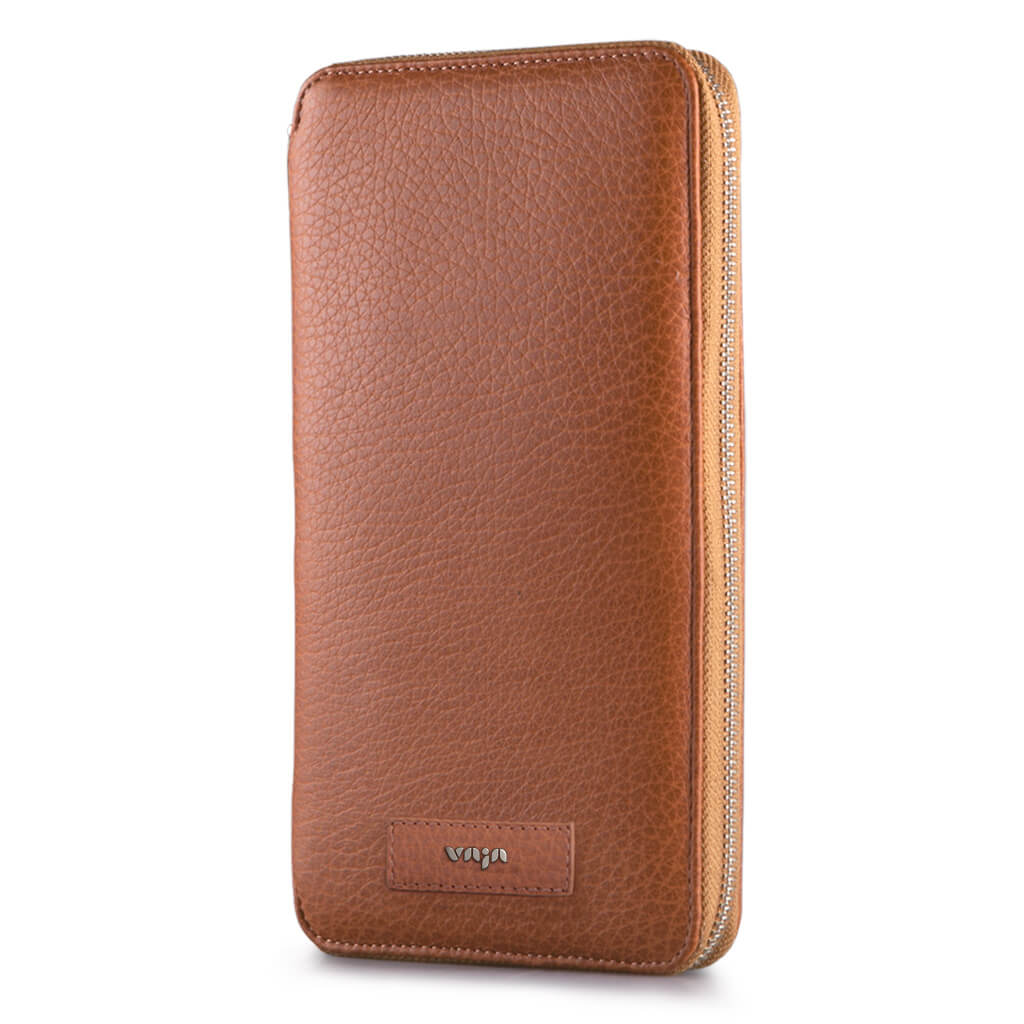 Bravo Leather Passport Holder - Vaja