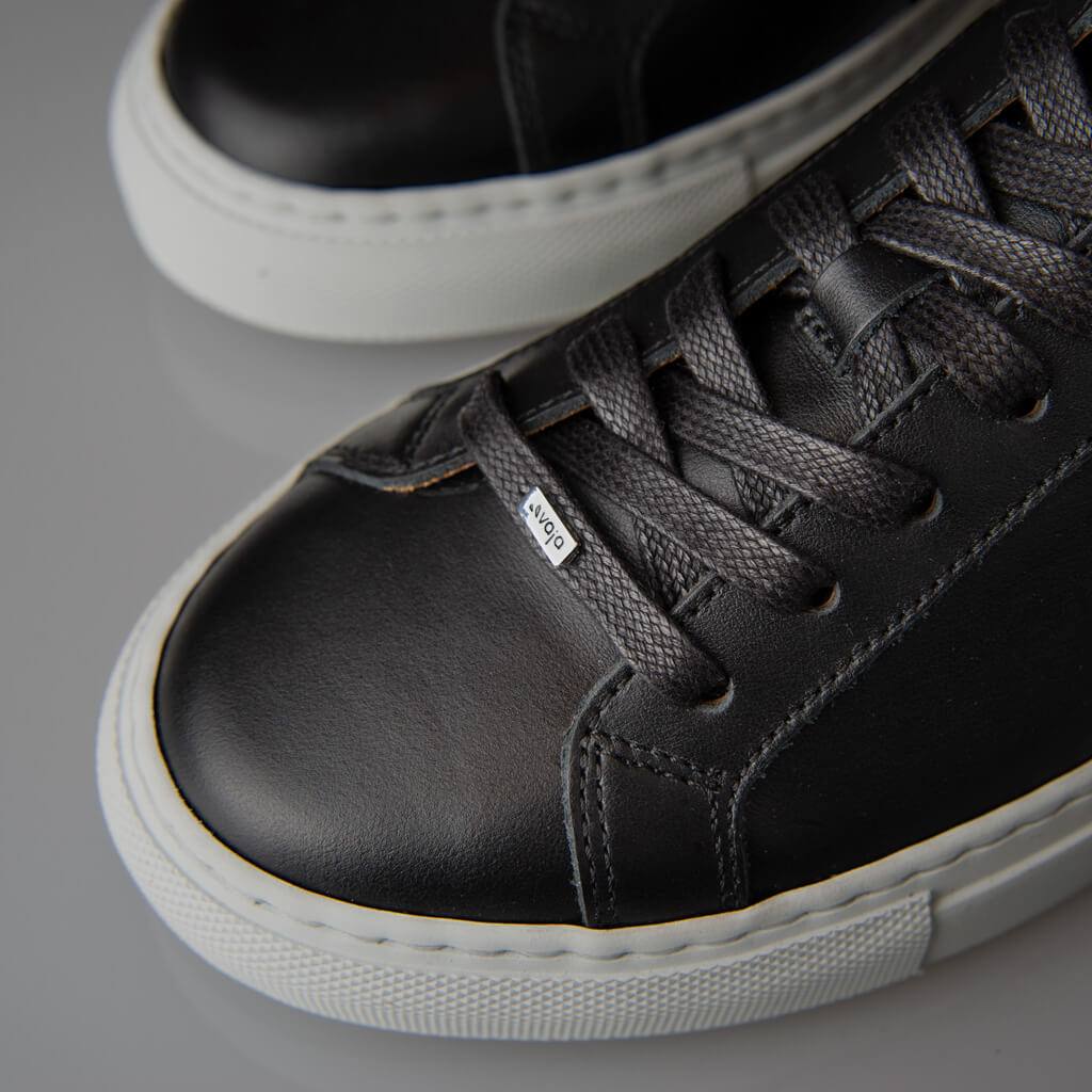 Urban Black Leather Sneakers - Vaja