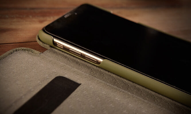 Folio Stand Cordura iPhone Xr Fabric Case - Vaja