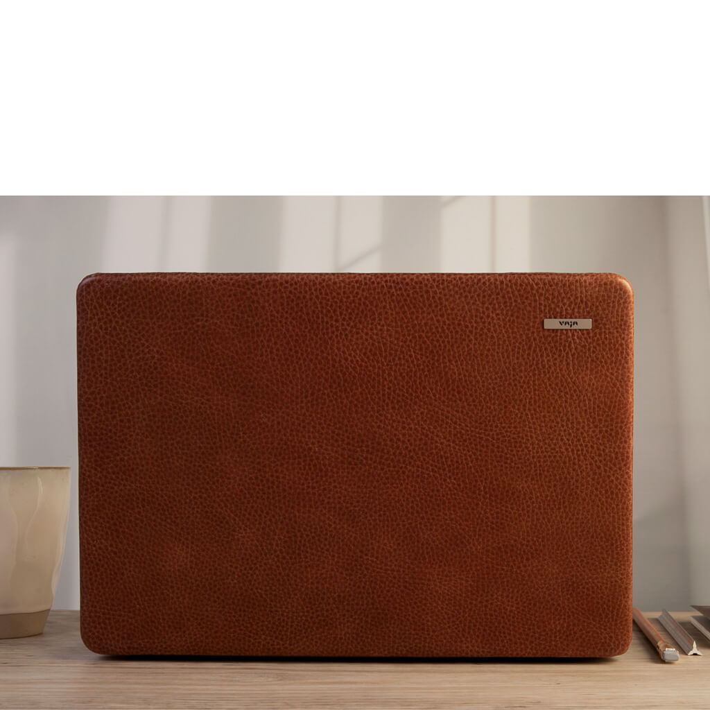 MacBook Air 13" M4 Leather Suit - Vaja