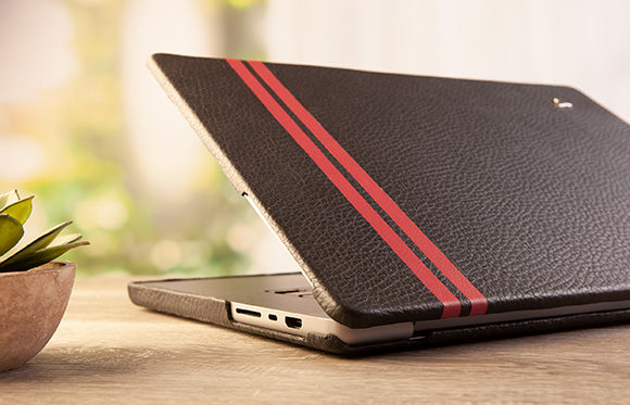 Customizable MacBook Pro 16” M5 Leather Suit GT (2023-2026) - Vaja