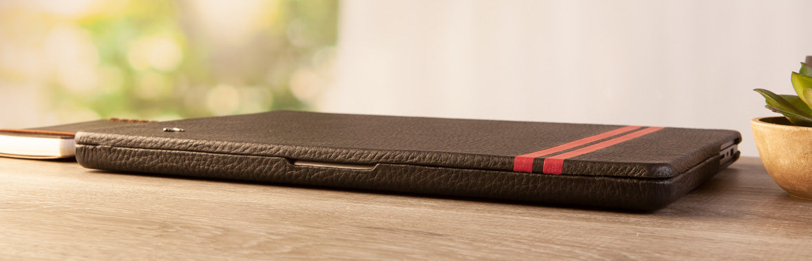 Customizable MacBook Pro 16” M5 Leather Suit GT (2023-2026) - Vaja