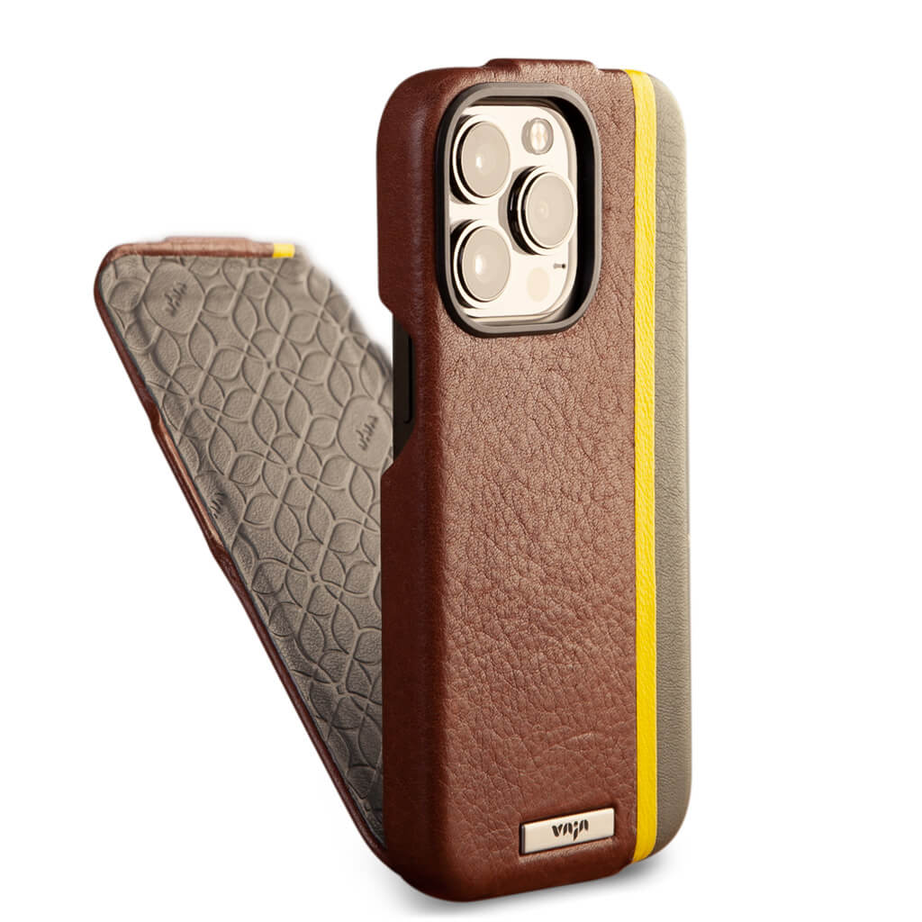 Custom GTR Top iPhone 14 Pro leather case - Vaja