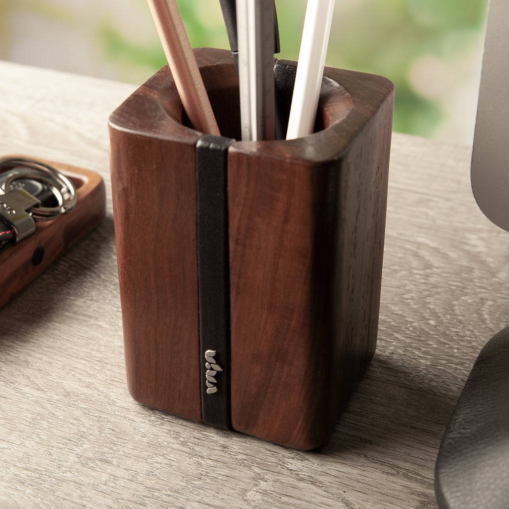 Wood pen organizer - Vaja