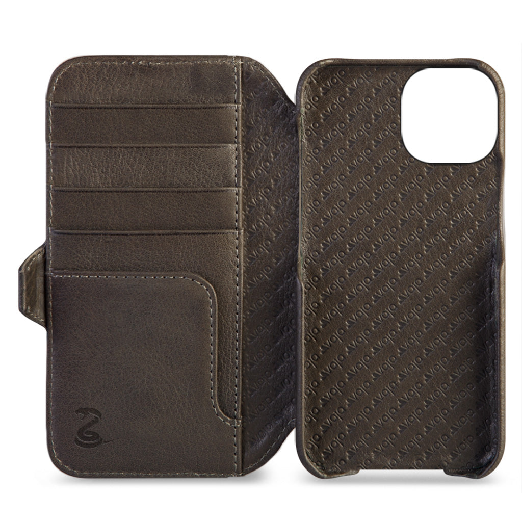 Kobra Wallet iPhone 13 Pro Max MagSafe Leather Case - Vaja