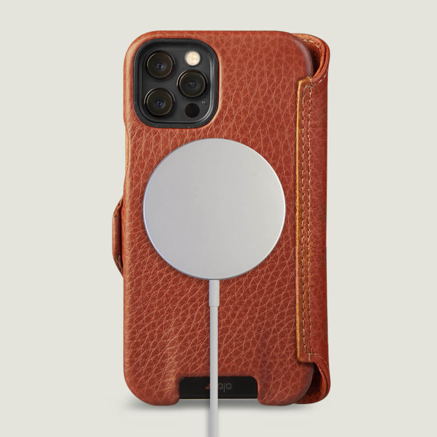 iPhone 12 &amp; 12 pro wallet leather case with MagSafe - Vaja