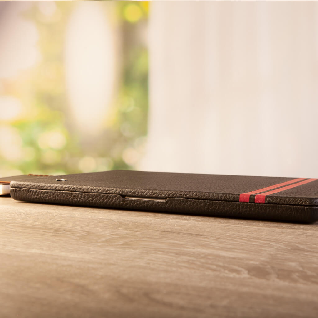 MacBook Pro 16” M4 Leather Suit (2023/2024) - Vaja