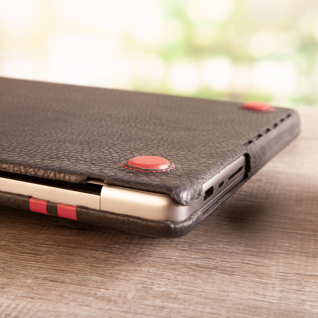 MacBook Pro 14” M3 leather case - Vaja
